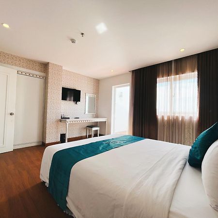 Rivera Boutique Hotel Da Nang Exterior photo